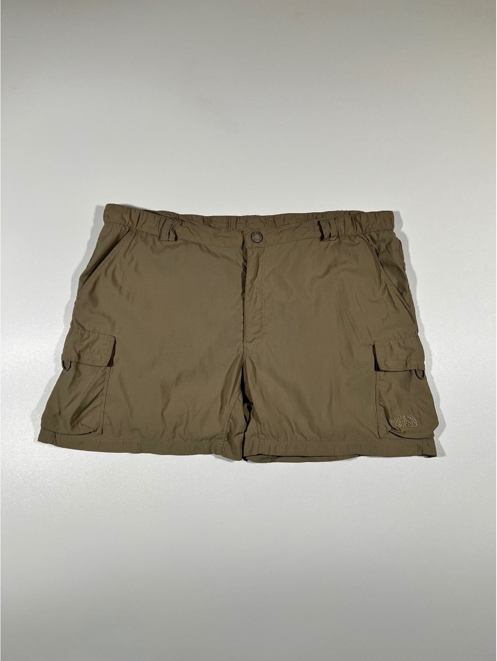 The North Face Cargo Shorts Women’s Size 14 Olive Hiking Outdoor Shorts